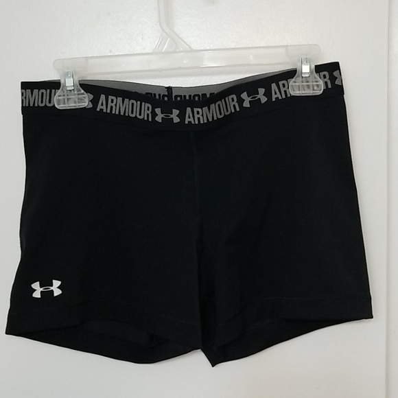 Under Armour Women's Black Shorts - Picture 1 of 5
